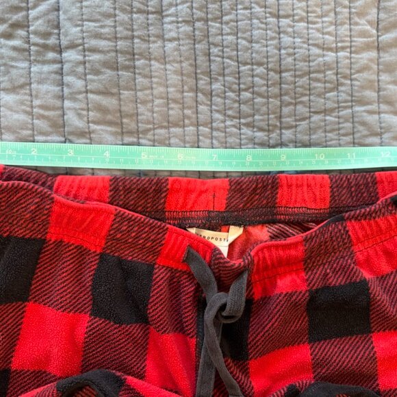 Aeropostale lumberjack red sleep soft fuzzy sleep short (women's SMALL) - Picture 6 of 6